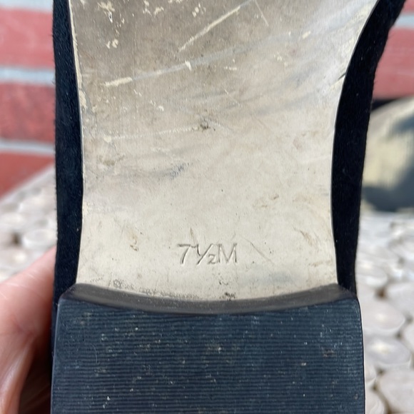 Talbots Cassidy Gold Chainlink Black Suede Loafer 7.5 - Picture 15 of 15